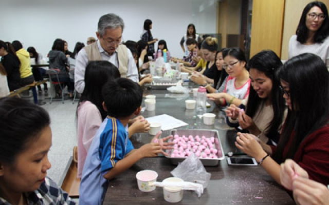 大葉大學外籍生冬至搓湯圓 – 體驗台灣傳統習俗 !圖