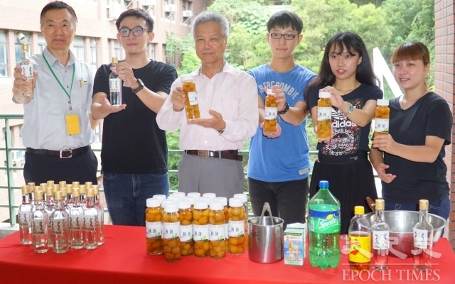 水果酒嘗鮮大葉大學釀造荔枝酒成果發表圖