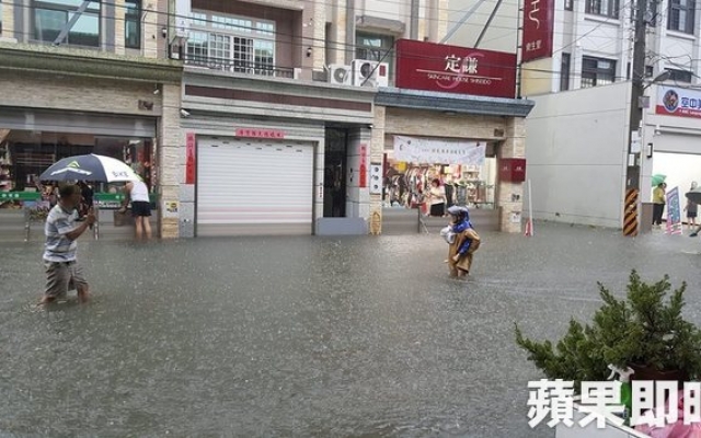 馬桶裝鎖頭、家具全墊高　淹水20年員林人怒「次等國民」圖