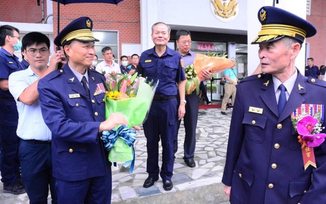 花蓮新任警察局長蔡丁賢 港務警察總隊長黃永志今上任圖