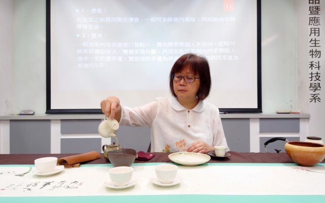 大葉境外生實地採茶，體驗台灣品茶文化圖